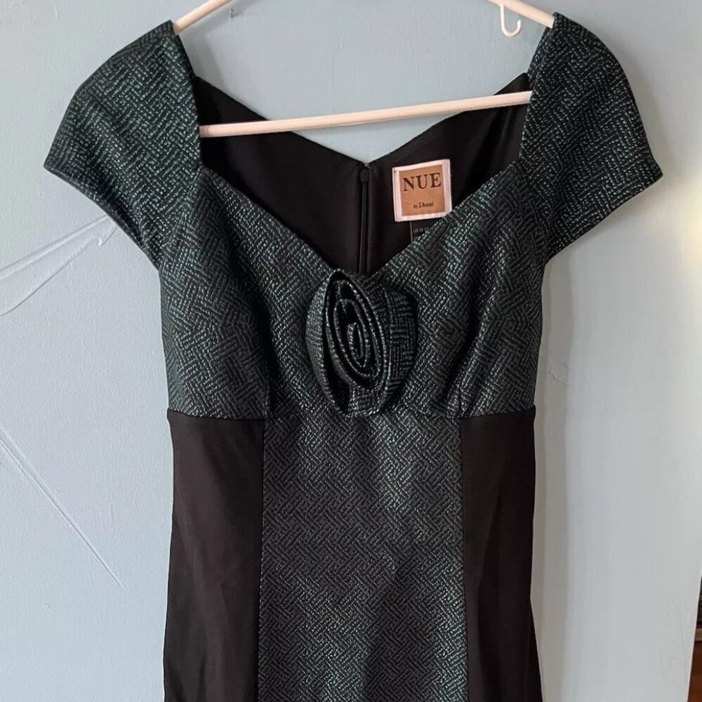 NWT Nue By Shani Dress. Black and Teal Sz 10